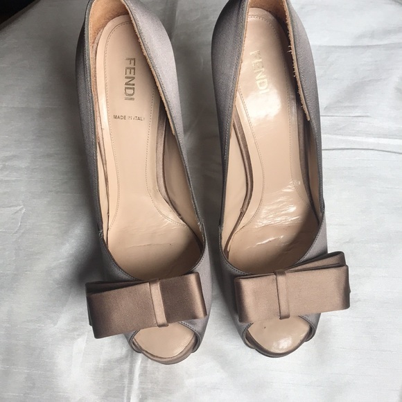 Fendi Heels  sz 40/9 - Picture 3 of 11